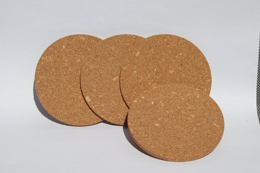 Personalisierte Korkuntersetzer mit Gravur für Gläser 4-Stück-Set